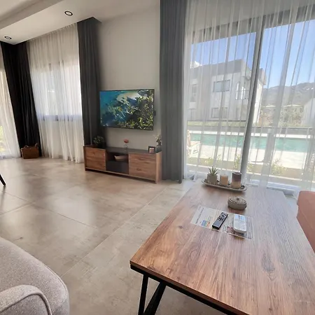 Blue Island * Kyrenia (Northern Cyprus)