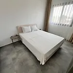 Blue Island Apartment *