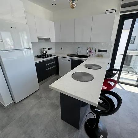 Blue Island Apartman