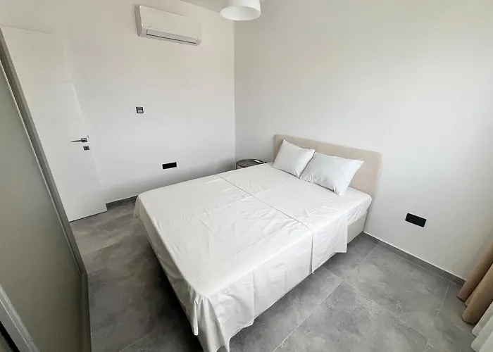 Blue Island * Cirénia